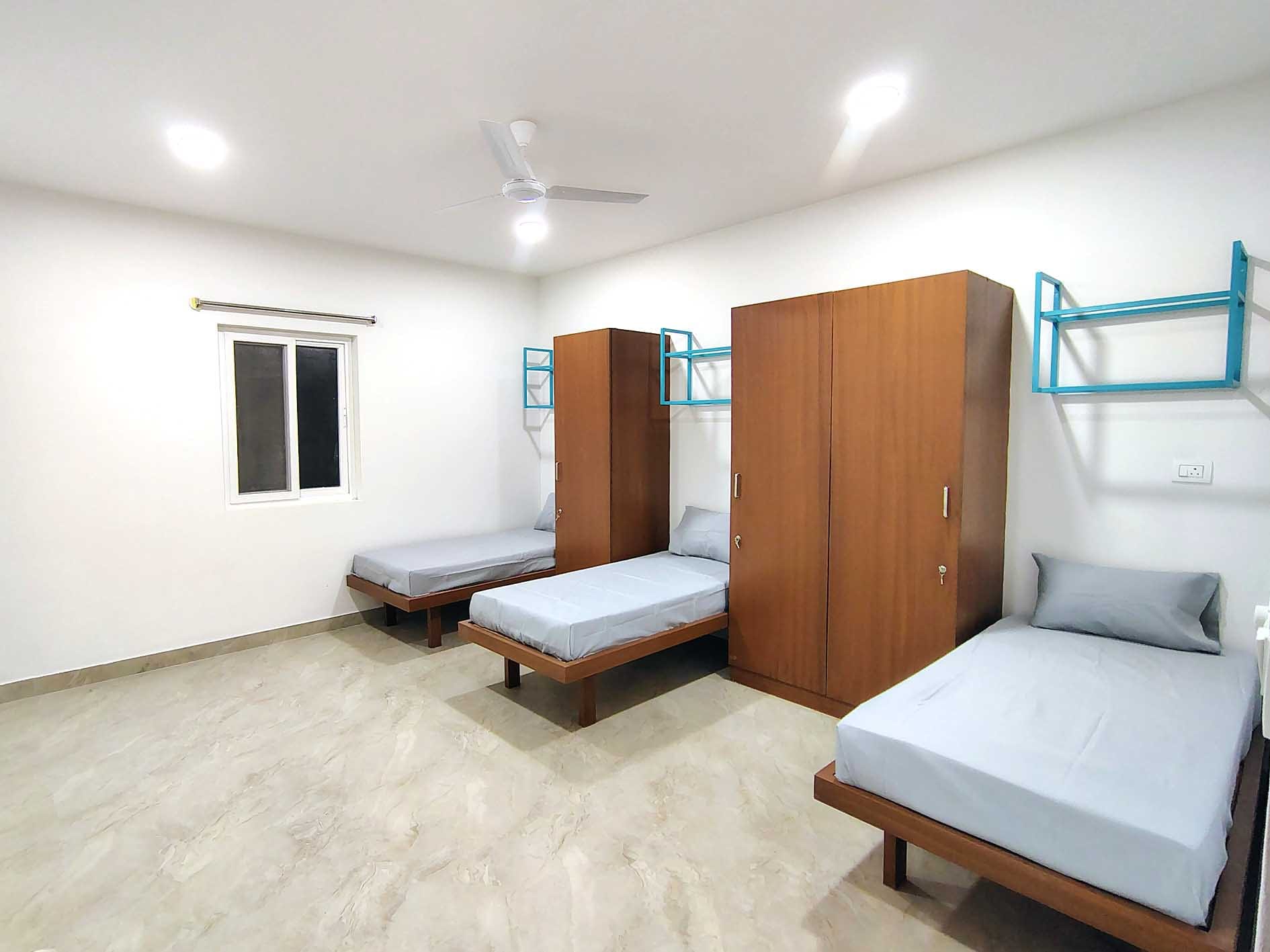 Comfortable and affordable Zolo PGs in Vasanth nagar for students and working professionals-sign up-Zolo Mount's 23