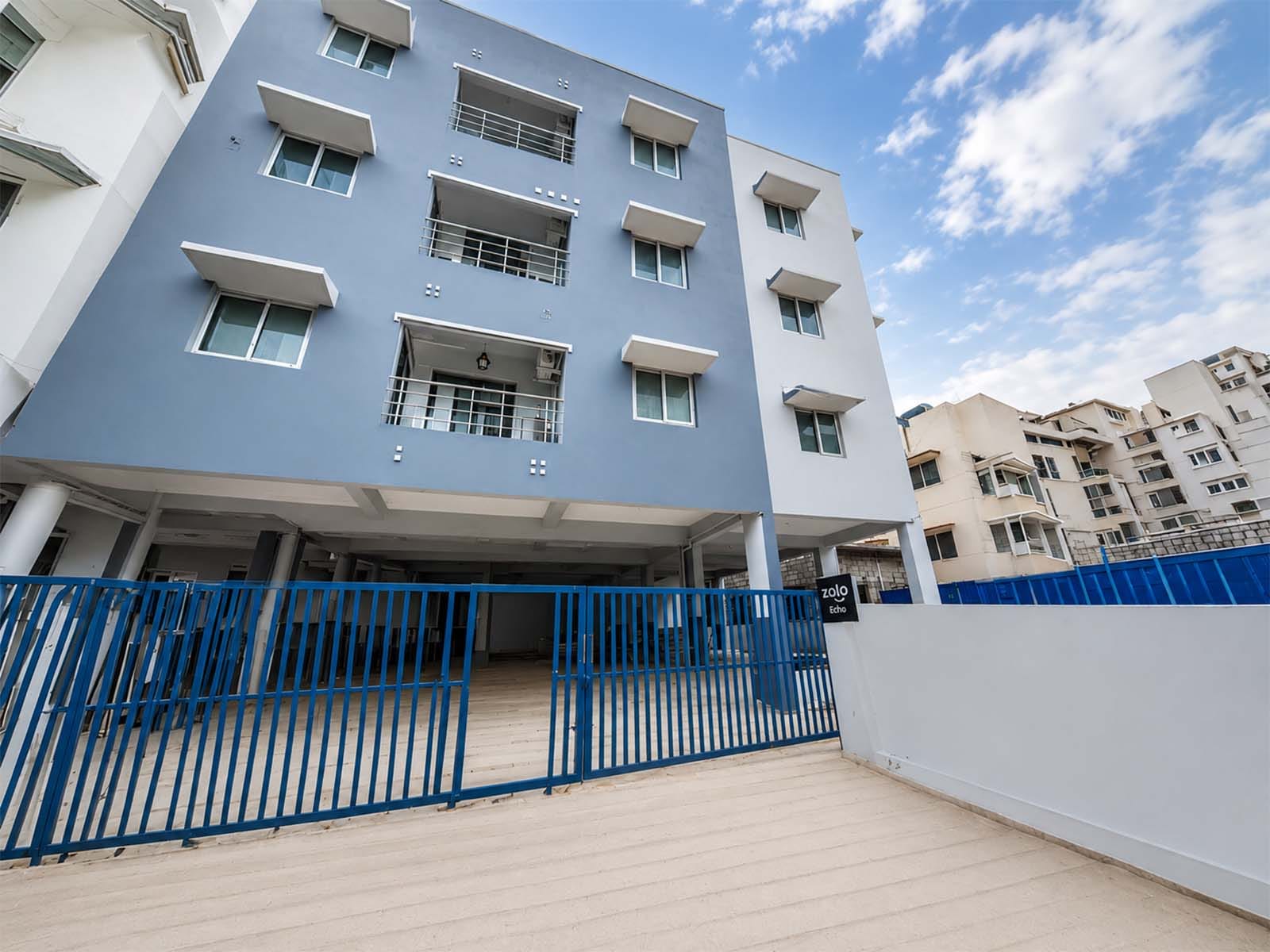Affordable single rooms for students and working professionals in Pallikaranai-Chennai-Zolo Echo