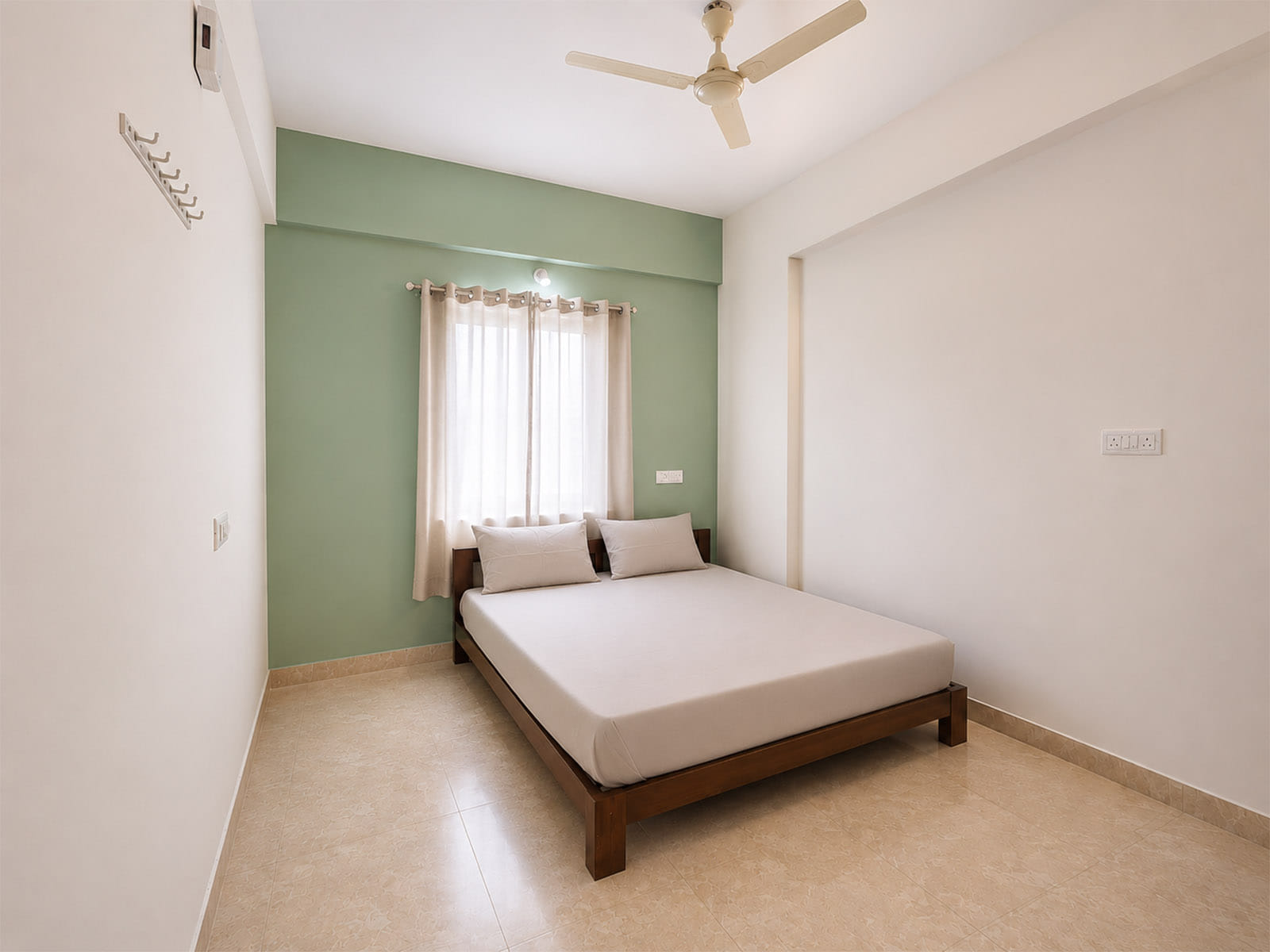 fully furnished Zolo single rooms for rent near me-check out now-Zolo Belleza